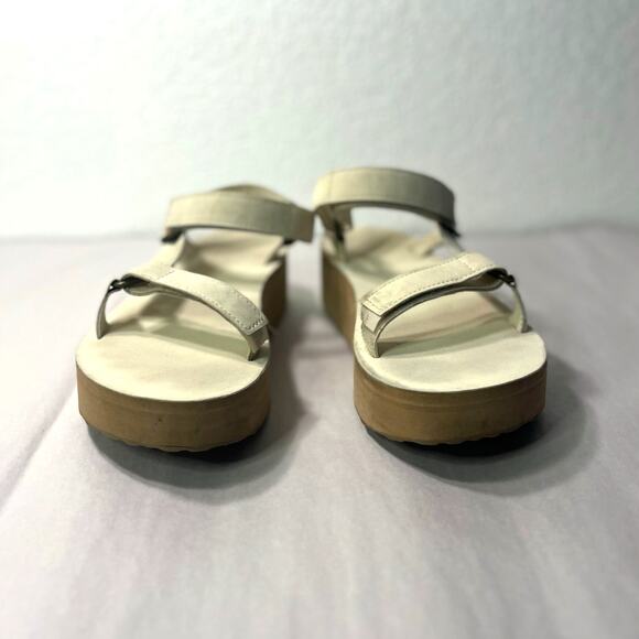 TEVA Platform Universal Up  Leather White Swan Women's Sandals sz. 10 - Picture 4 of 9